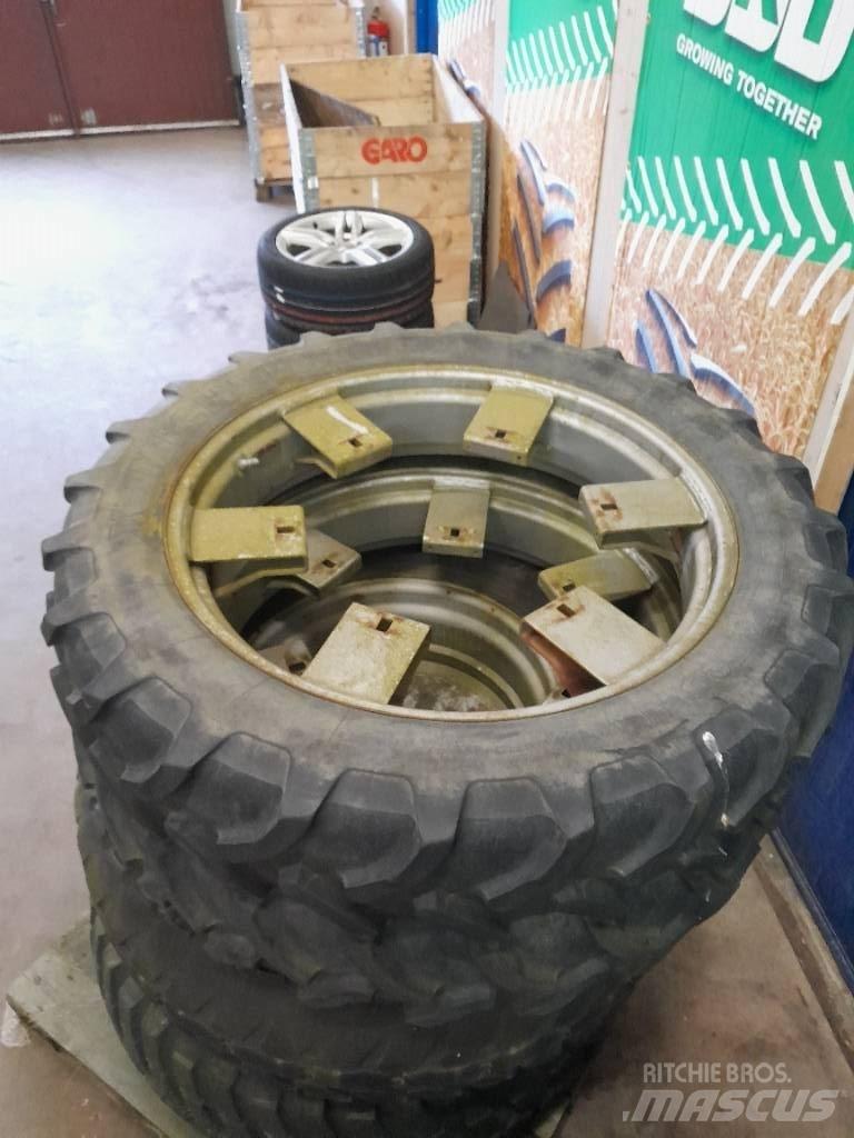 Michelin 9,5-32 Колелета/Гуми