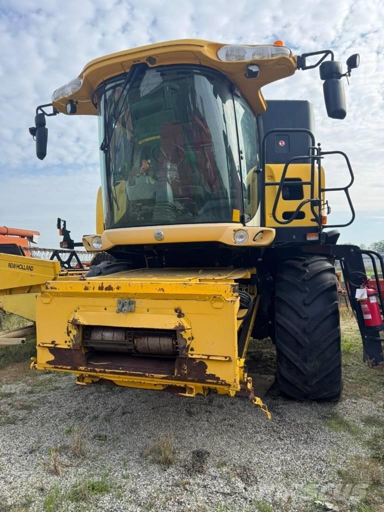 New Holland CR 960 Комбайни