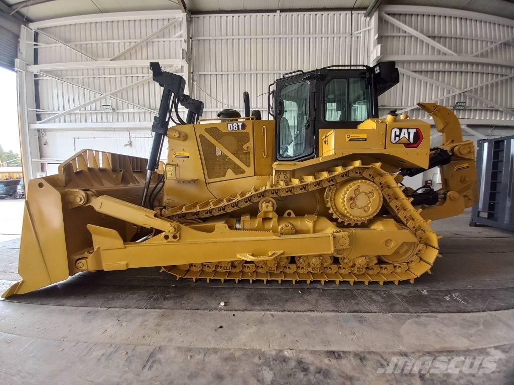 CAT D8T (Abu Dhabi) Верижни булдозери
