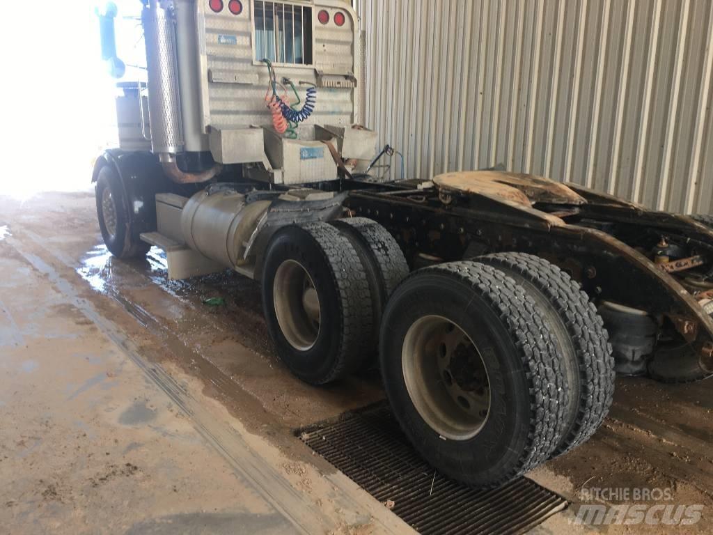 Peterbilt 378 Трактори със заваръчно оборудване
