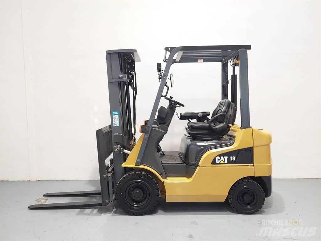 CAT DP18NTD Дизелови камиони