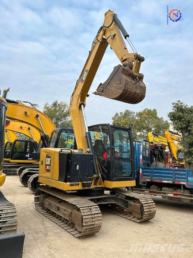 CAT 307.5 Средни екскаватори 7т - 12т