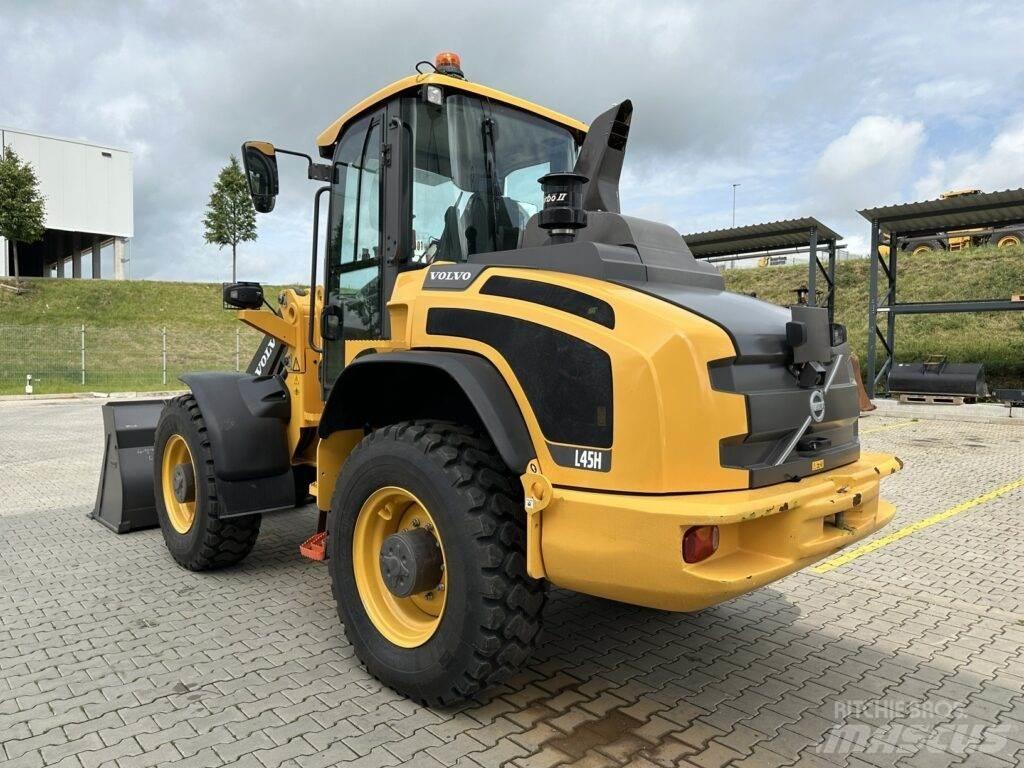 Volvo L45HS Колесни товарачи