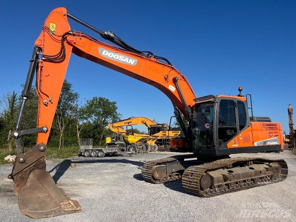 Doosan DX 225 LC-5 Верижен екскаватор