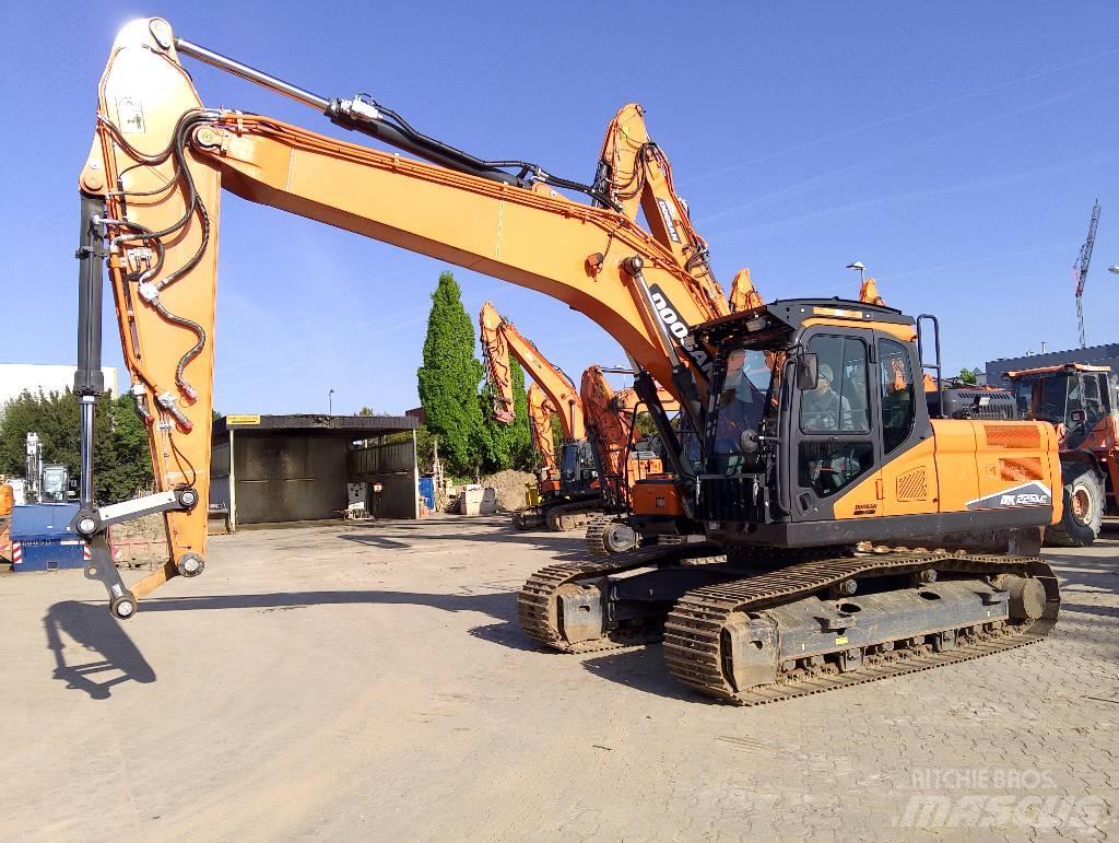 Doosan DX225LC-7 Верижен екскаватор