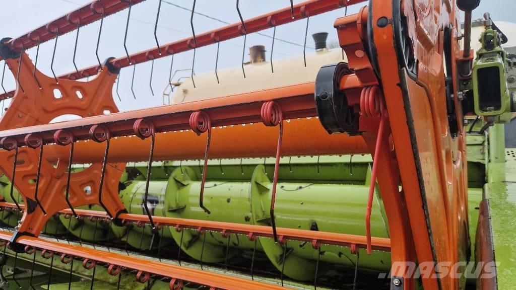 CLAAS Vario 1050 Глави за комбайн
