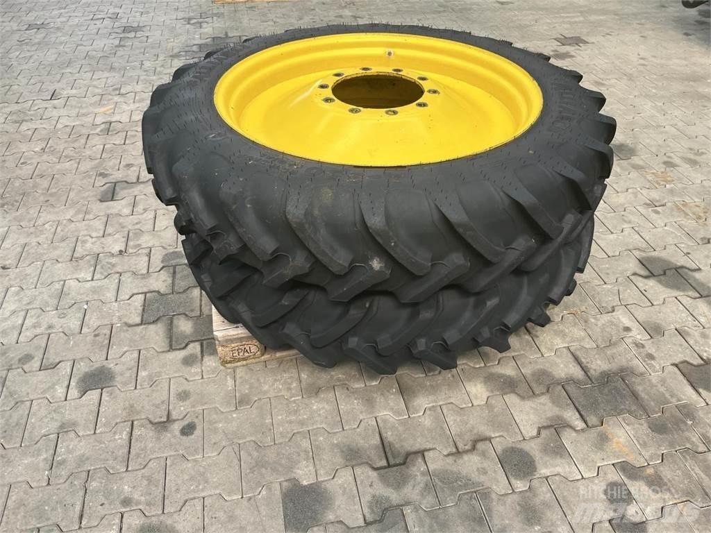 BKT 270/95R36 BKT Колелета/Гуми