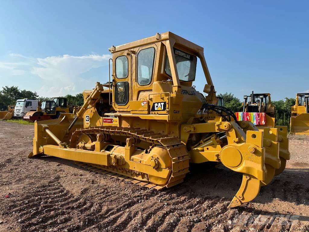 CAT D 7 G Верижни булдозери
