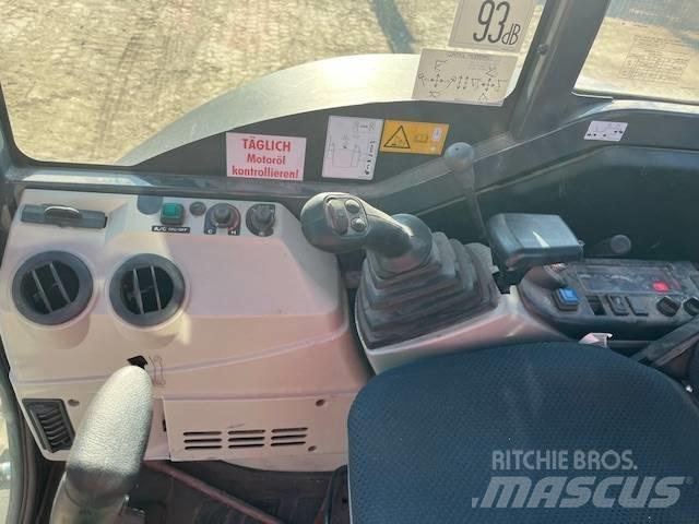 Kobelco SK30 SR-6E Мини екскаватори < 7 т