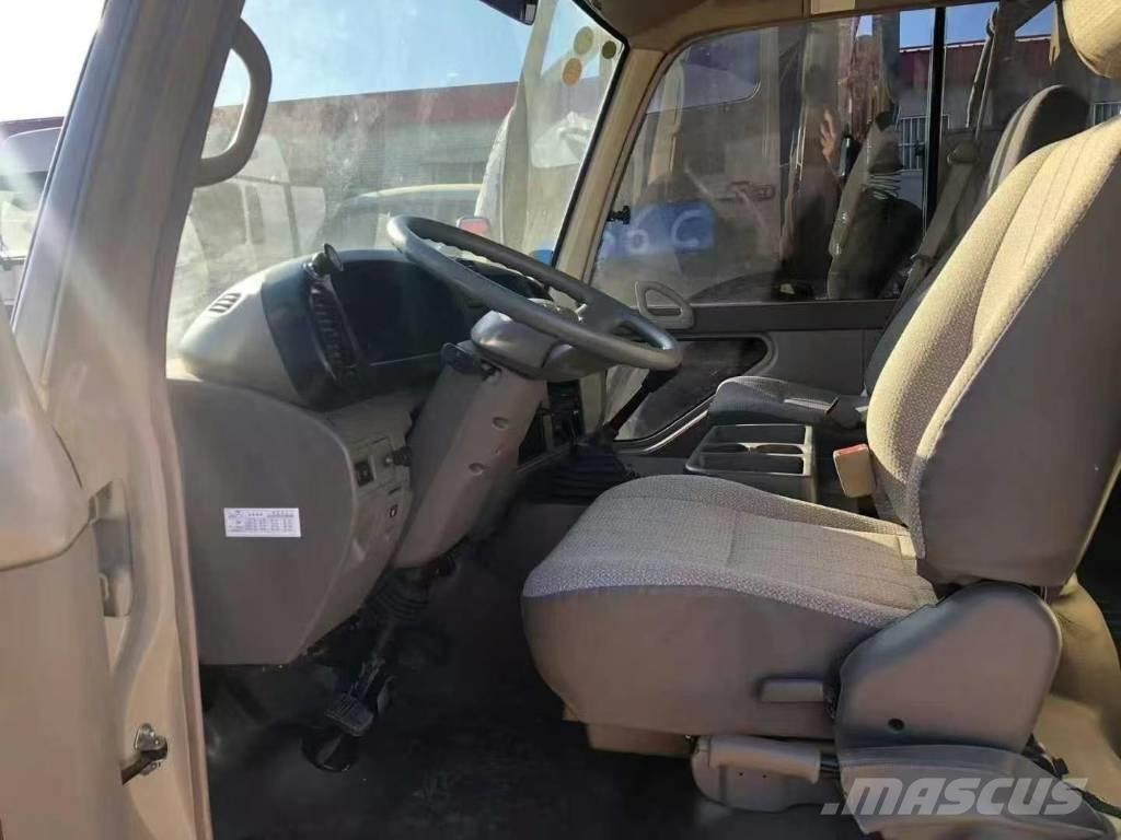 Toyota Coaster Bus Мини бусове