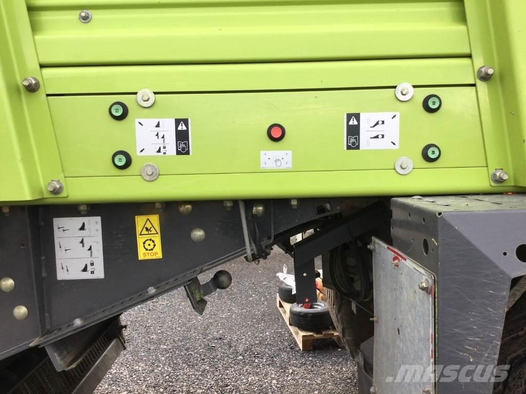 CLAAS 9400 Ремаркета за зърно / силаж
