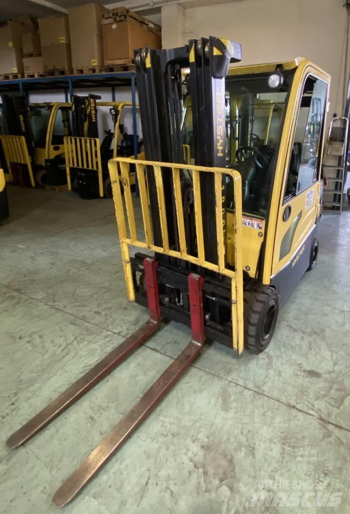 Hyster J1.8XN MWB Електрически вилични кари-повдигачи
