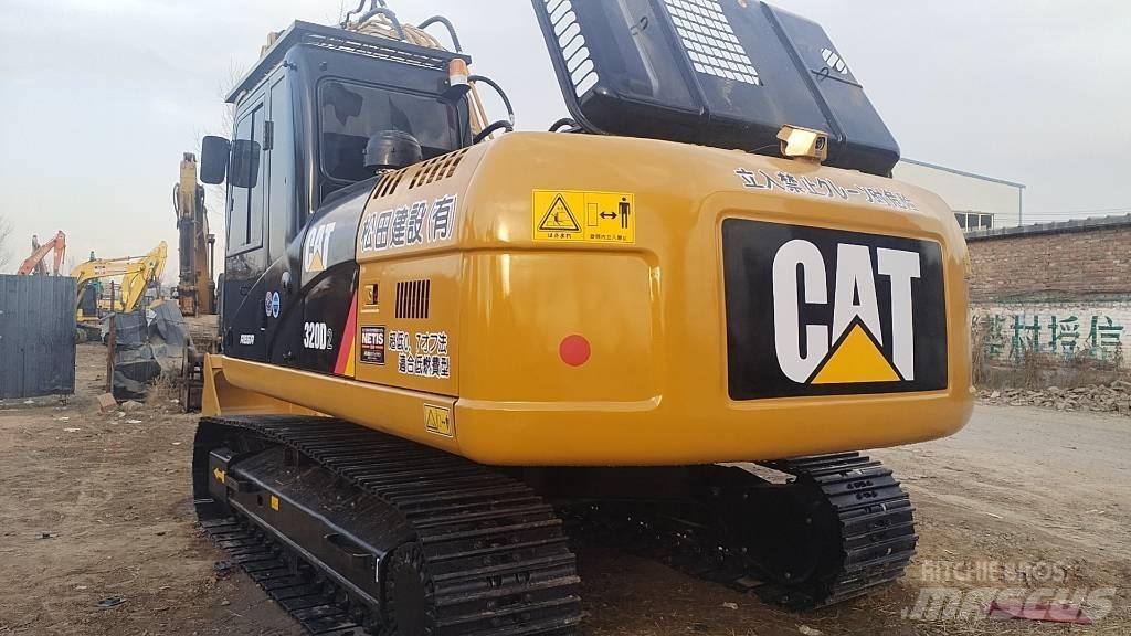 CAT 320 D Верижен екскаватор
