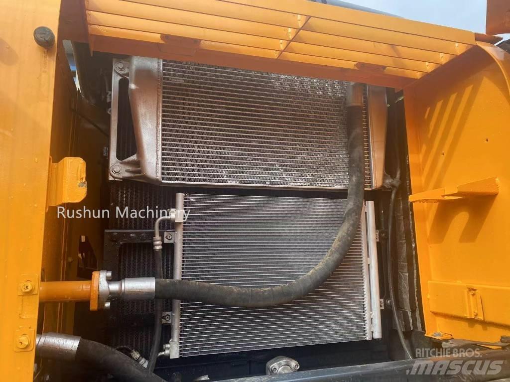 Hyundai R300LC-9 Верижен екскаватор