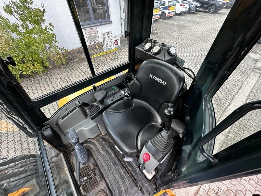 Hyundai R35Z 9 Мини екскаватори < 7 т