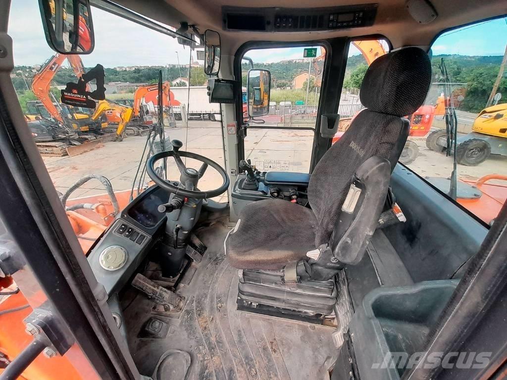 Doosan DL 250-3 Колесни товарачи