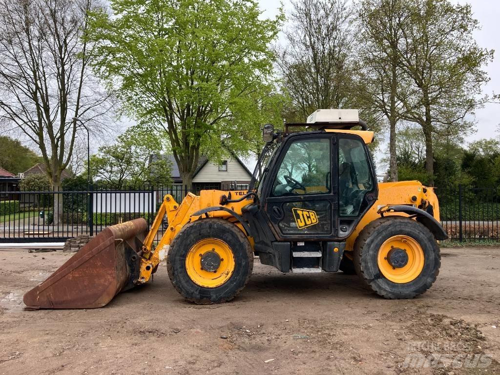 JCB 541-70 Телескопични товарачи