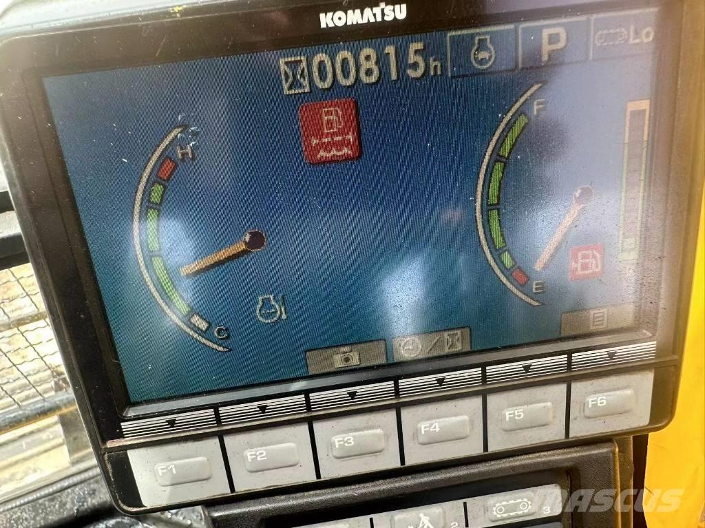 Komatsu PC220-8 Верижен екскаватор