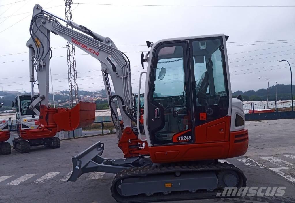 Takeuchi TB 240 Мини екскаватори < 7 т