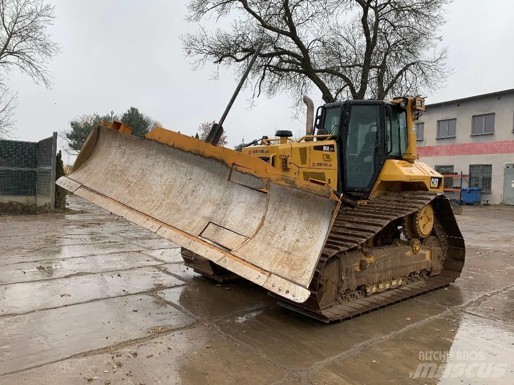 CAT D 6 N LGP Верижни булдозери
