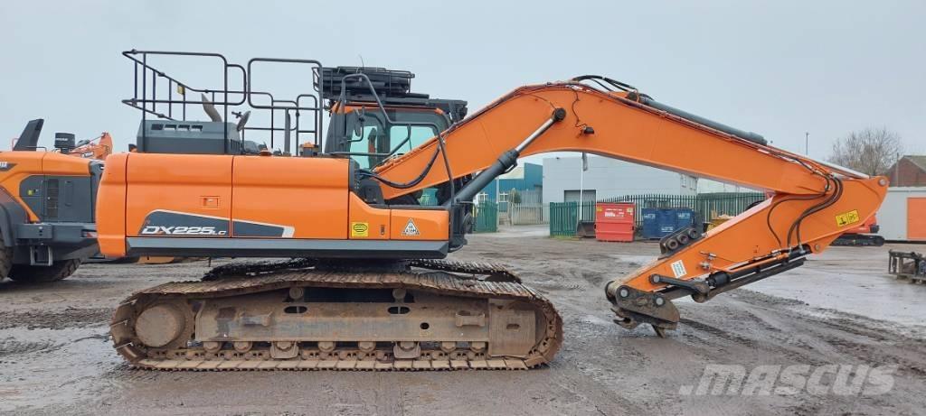 Develon DX225LC-5 Верижен екскаватор