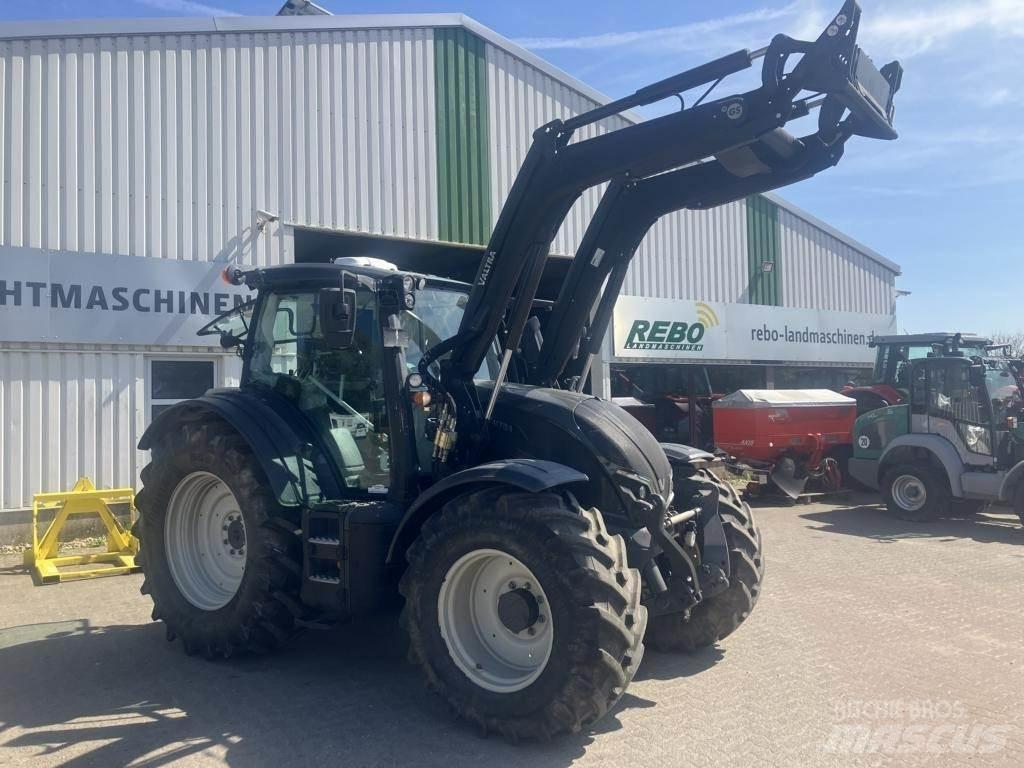 Valtra N 175 Трактори