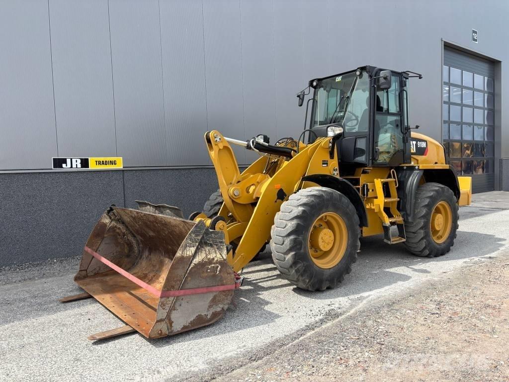 CAT 918 M Колесни товарачи