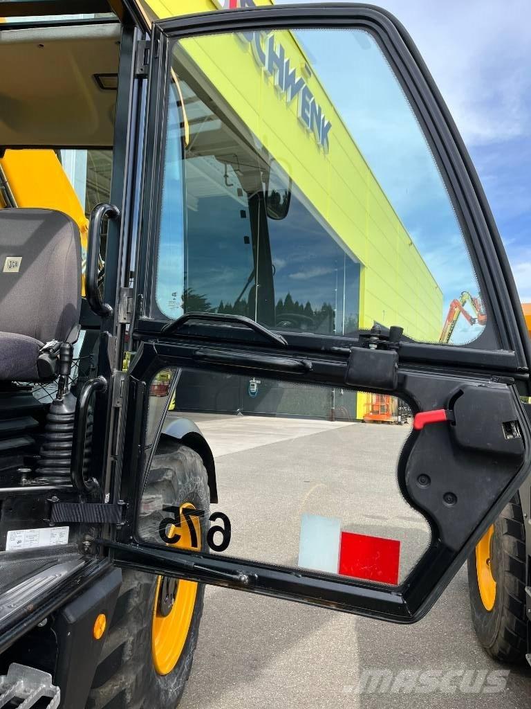 JCB 540-140 Телескопични товарачи