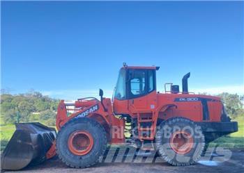Doosan DL 300 Колесни товарачи