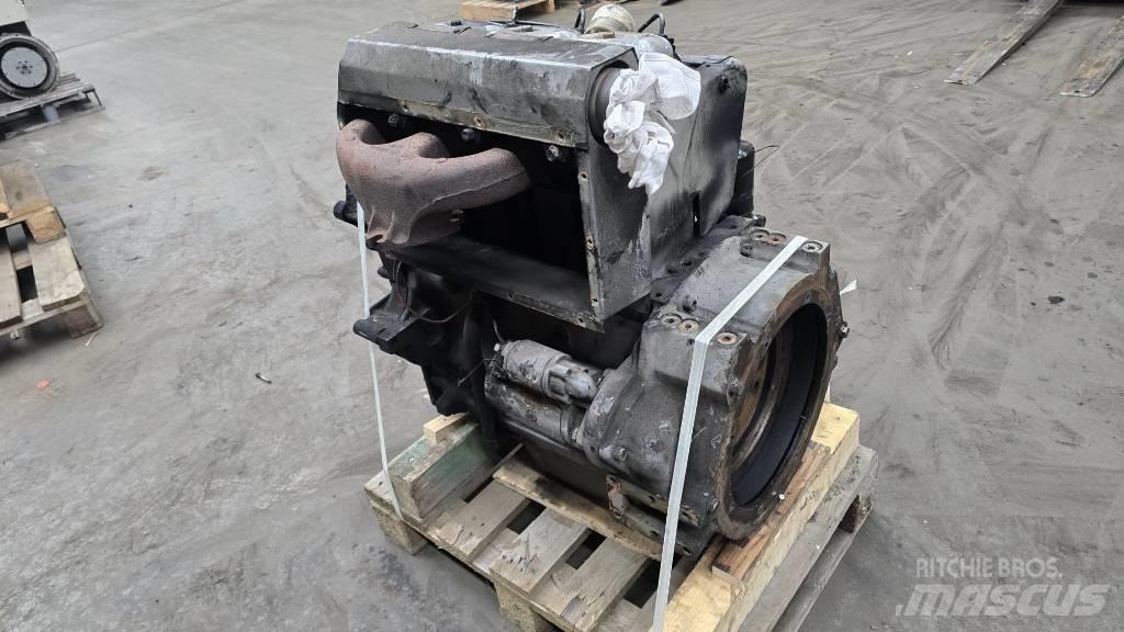 Deutz F3L912 Двигатели