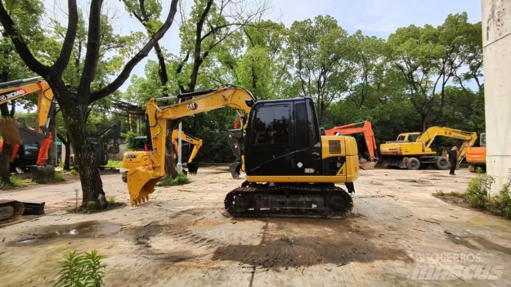 CAT 307 Верижен екскаватор