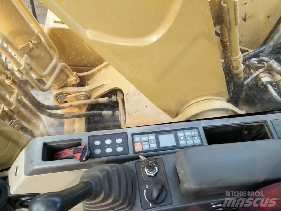 CAT 320 C Верижен екскаватор