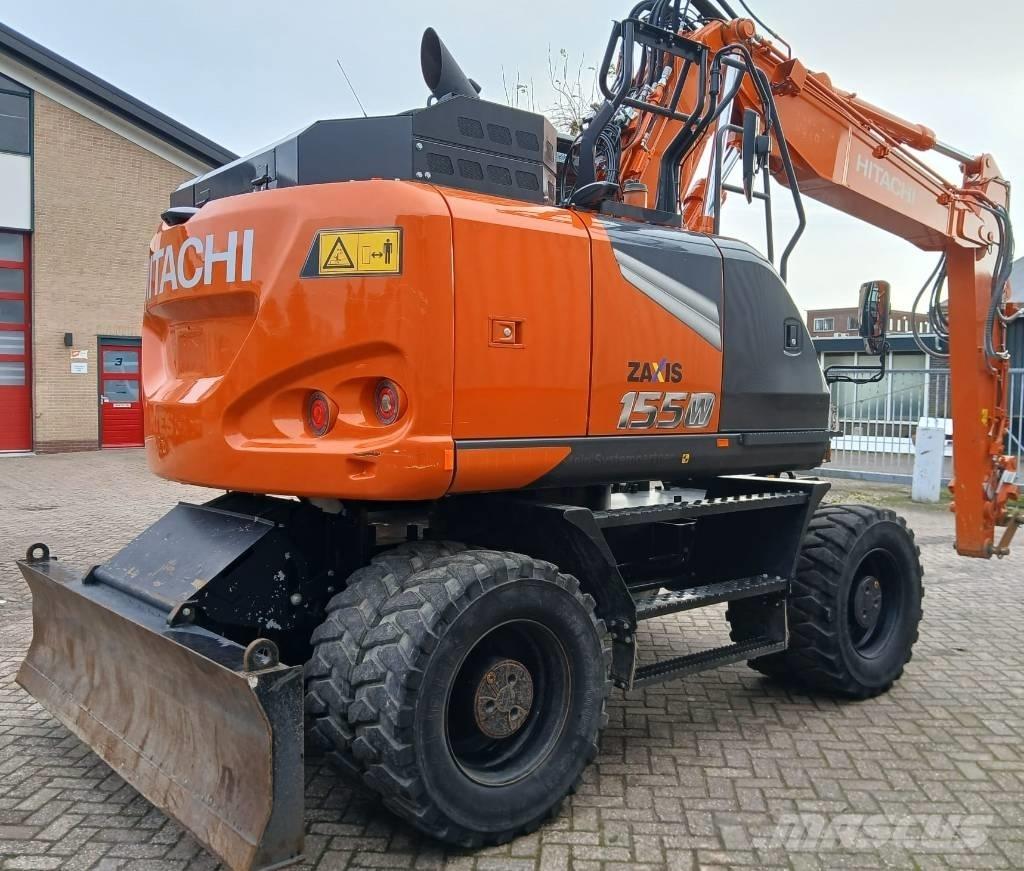 Hitachi ZX155W-7 Колесни екскаватори