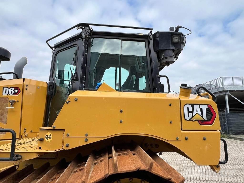 CAT D6XE Верижни булдозери
