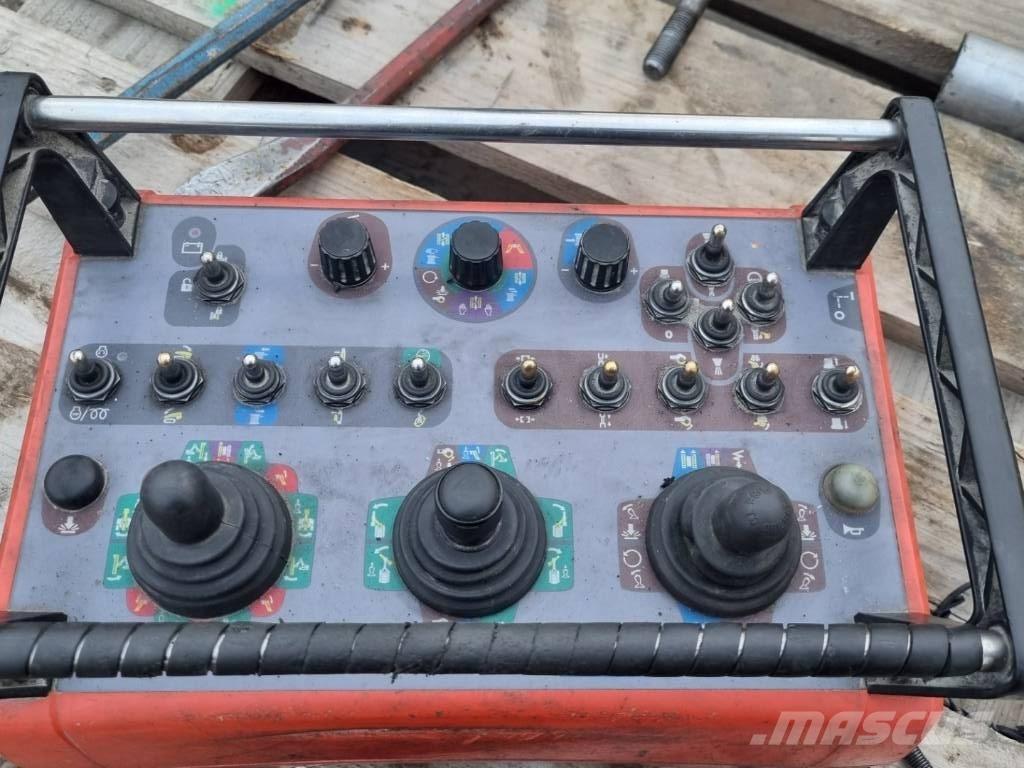 Sandvik Dino DC400Ri Апаратура за повърхностна редова сеидба