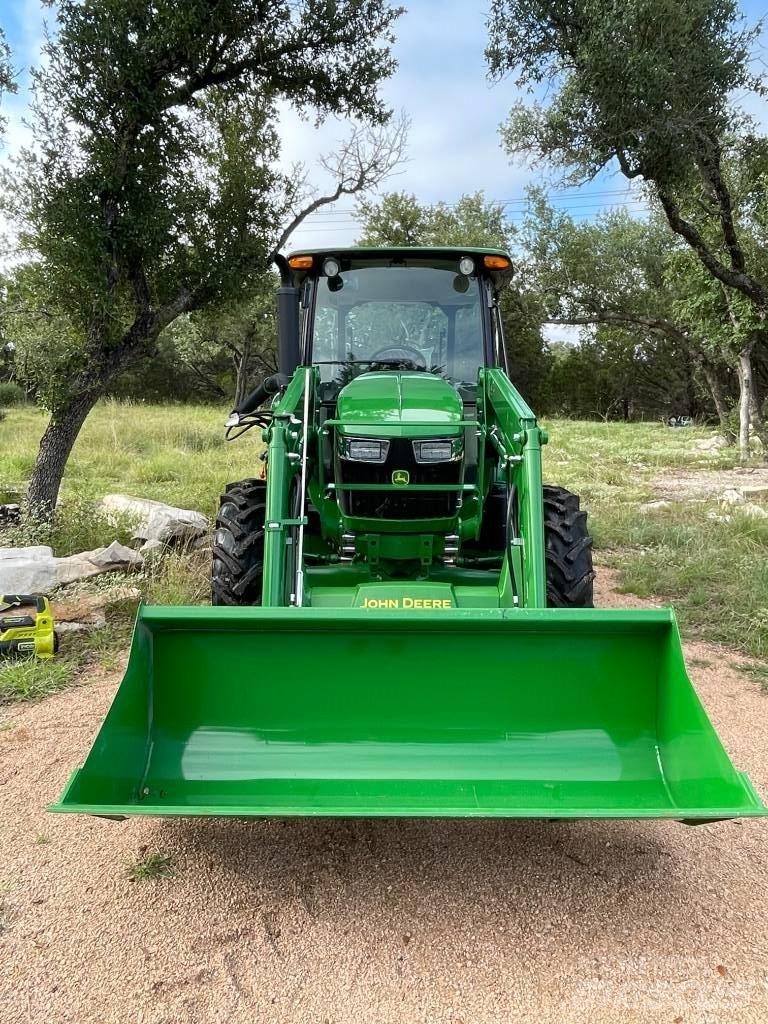 John Deere 5060E Компактни трактори