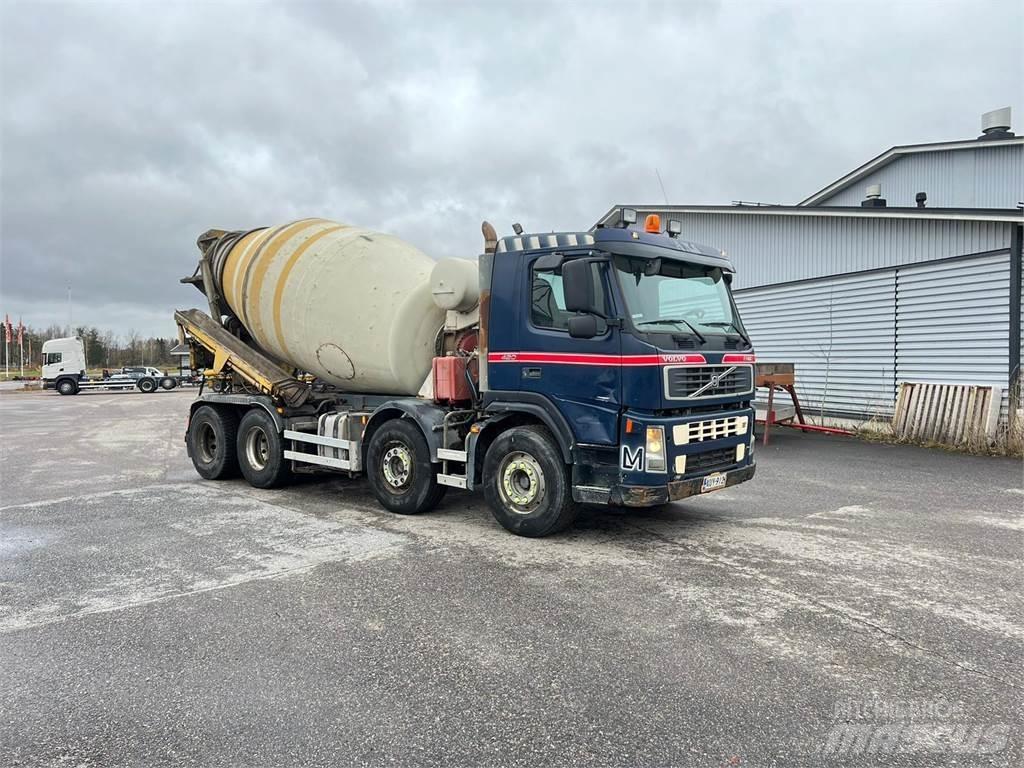 Volvo FM12 8X4 Автобетоновози

