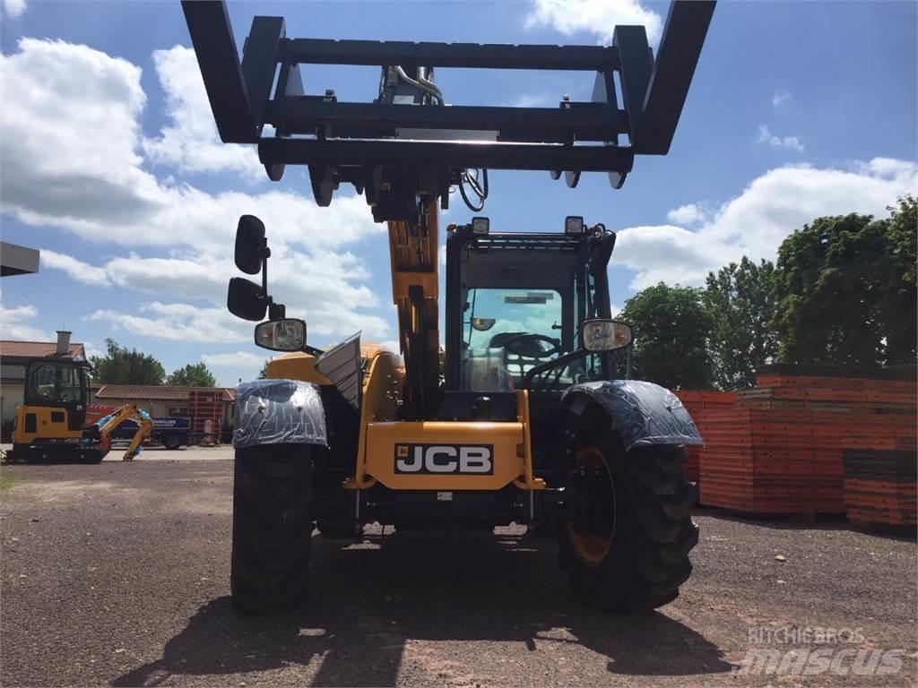 JCB 525-60 Телескопични товарачи