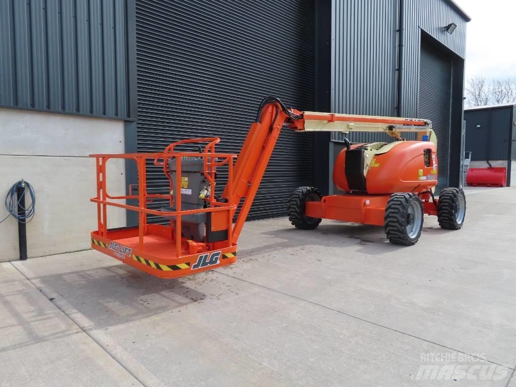 JLG 600 AJ Съчленени стрелови подемници