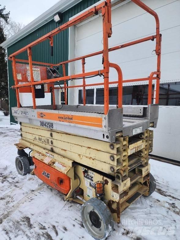 JLG 2646ES Ножични работни платформи