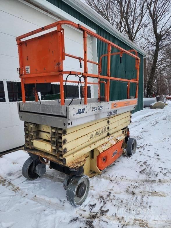 JLG 2646ES Ножични работни платформи