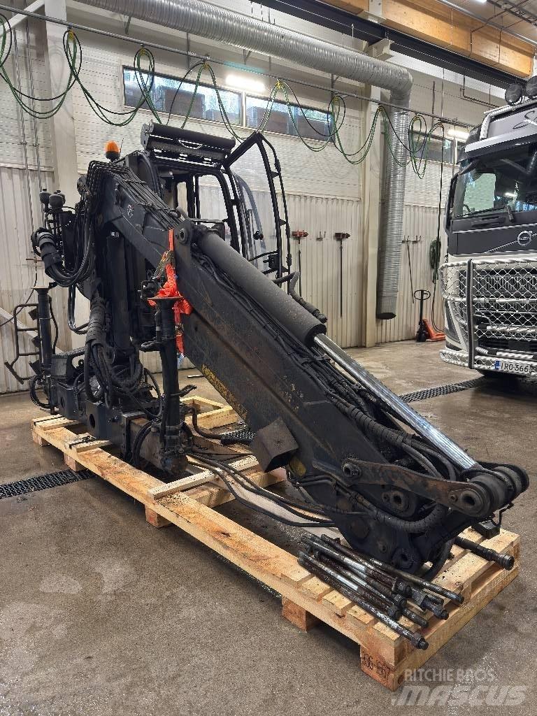 Loglift 118 S T Каранове за дървен материал