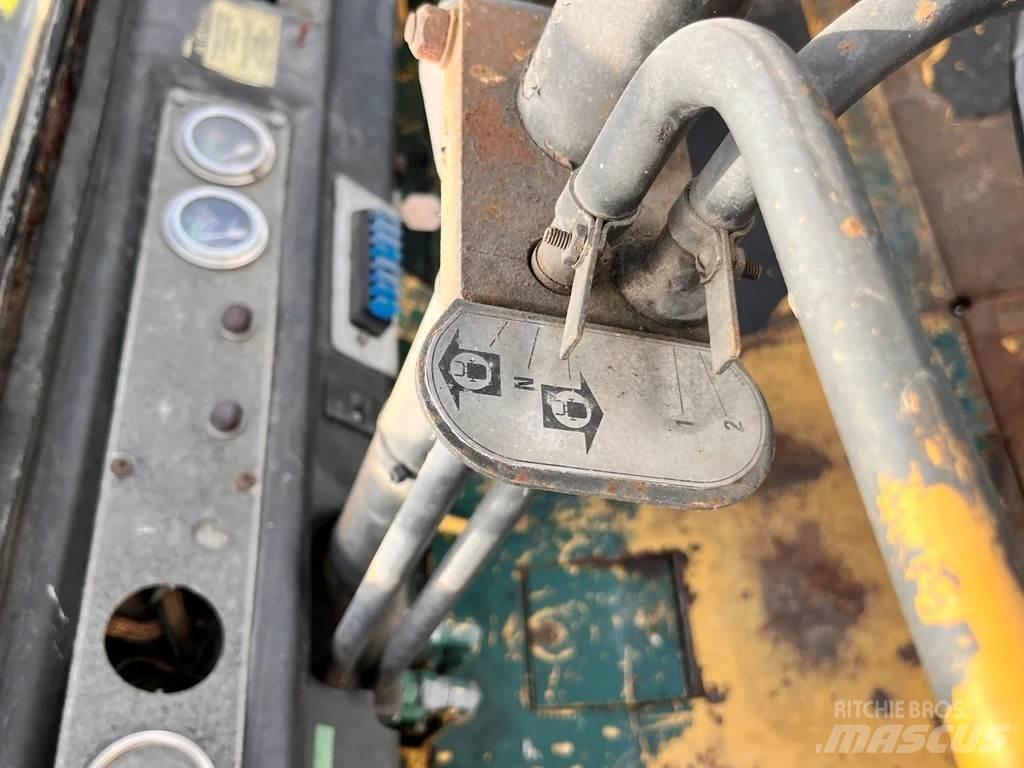 CAT V130 Дизелови камиони