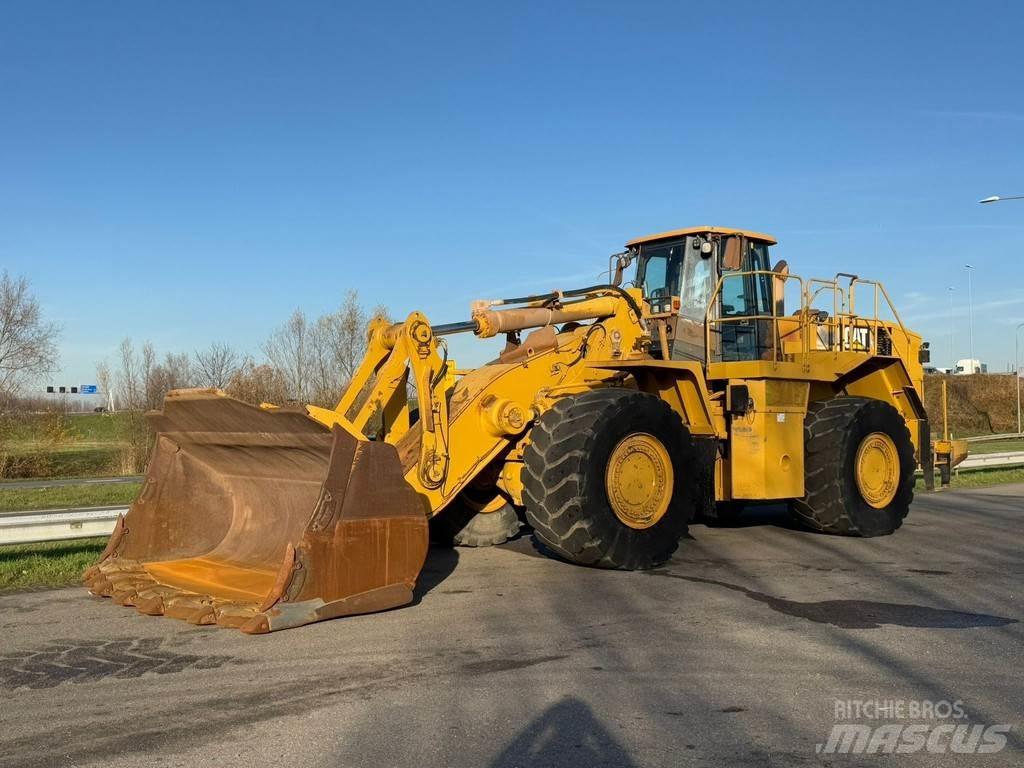 CAT 988G Колесни товарачи