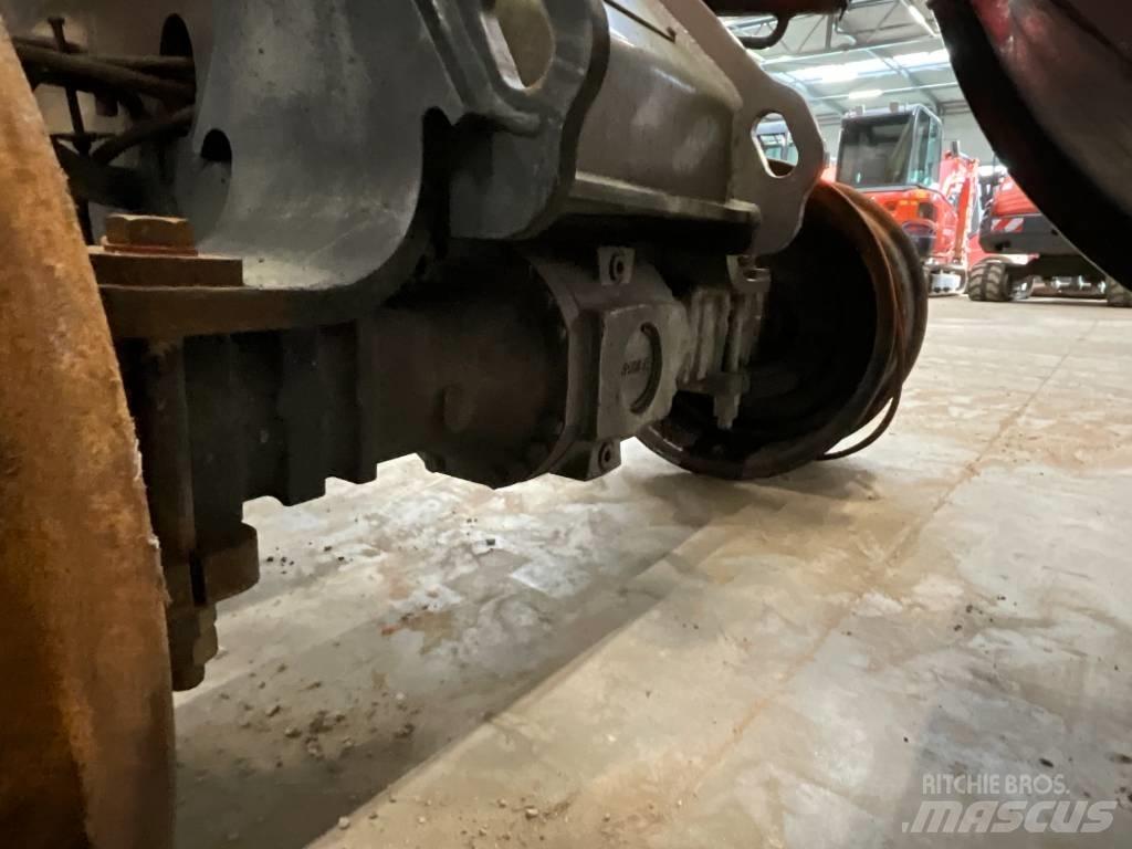 JCB loader Колесни товарачи