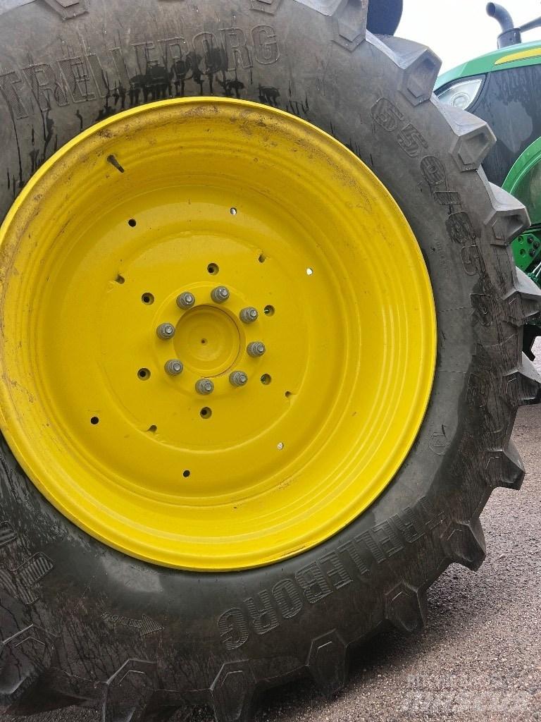 John Deere 6195M Трактори