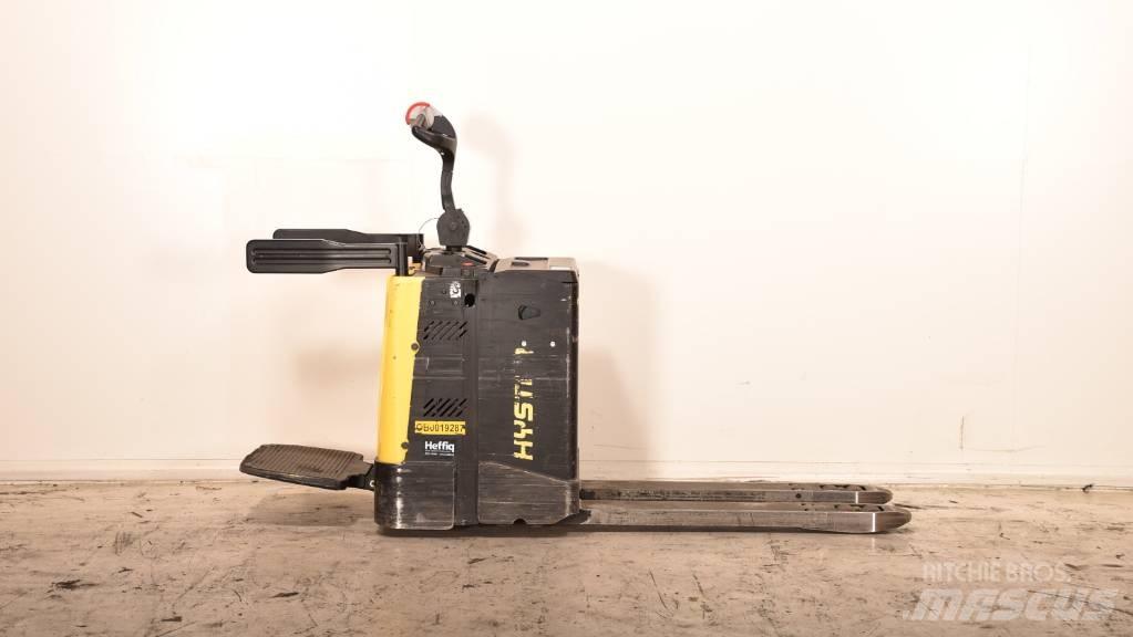 Hyster P 2.0 S Транспалетни колички с платформи