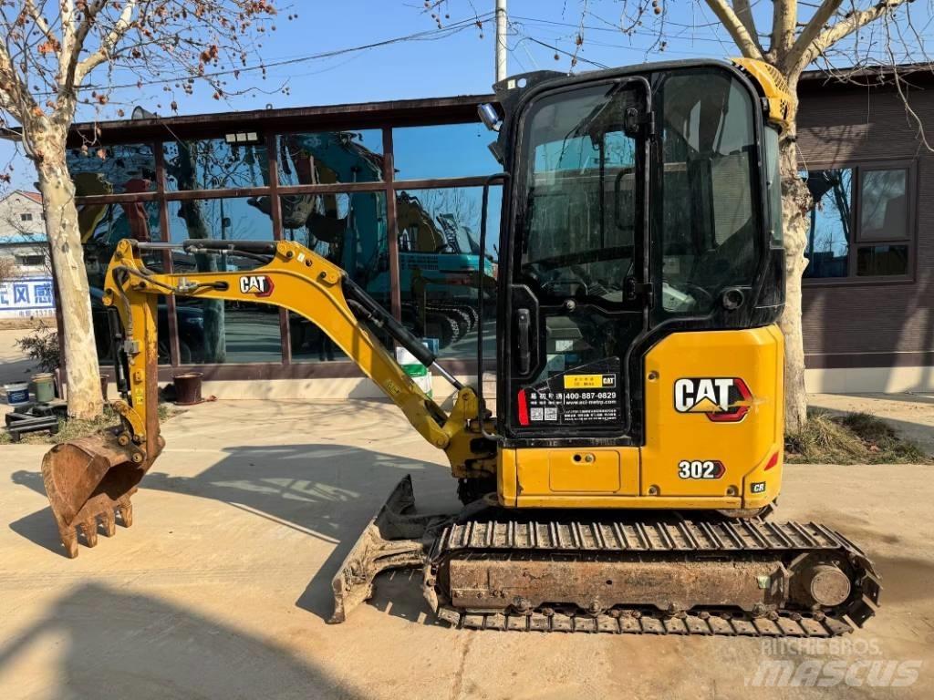 CAT 302 Верижен екскаватор
