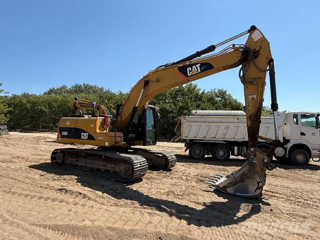 CAT 320 D Верижен екскаватор