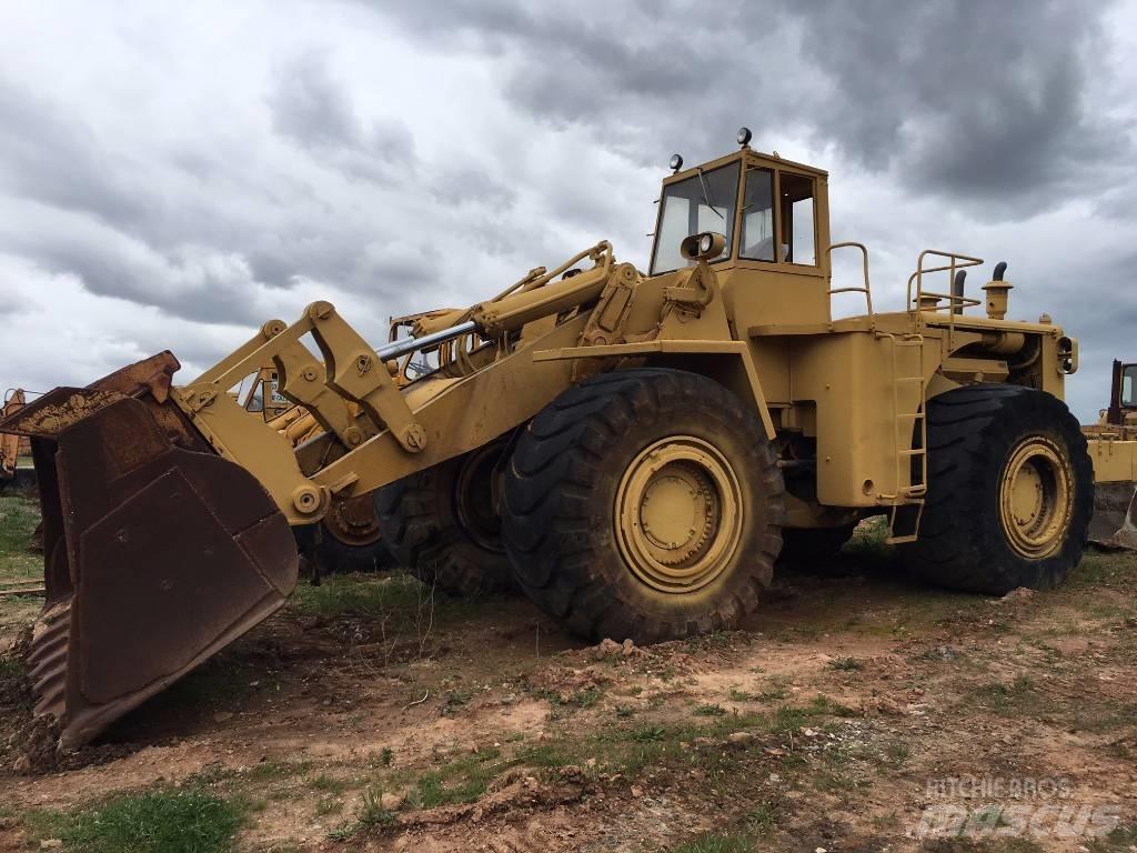 CAT 992 B Колесни товарачи